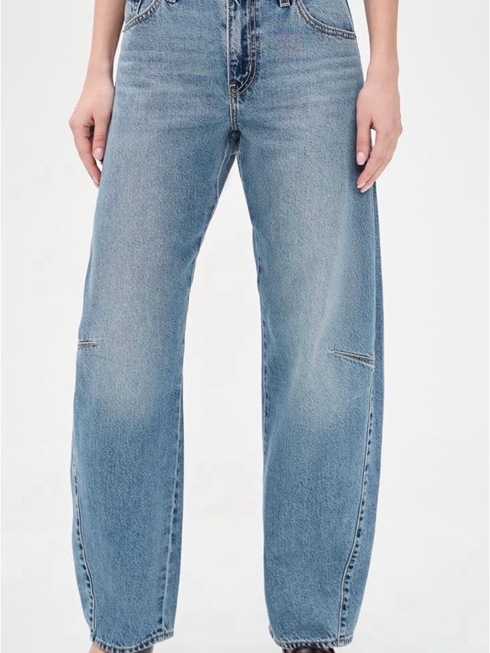 Levi's Classic Barrel Dad Jeans